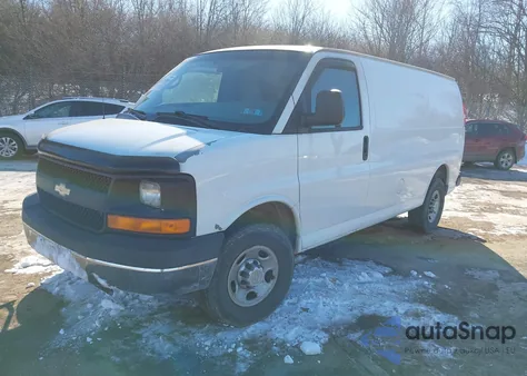 2007 Chevrolet Express Work Van из США, поврежденный, VIN 1GCGG25U171111453